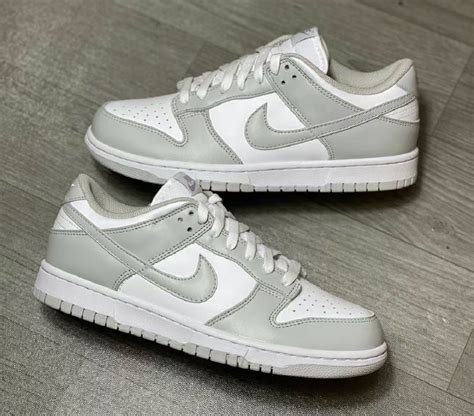 grey Nike dunk shoes